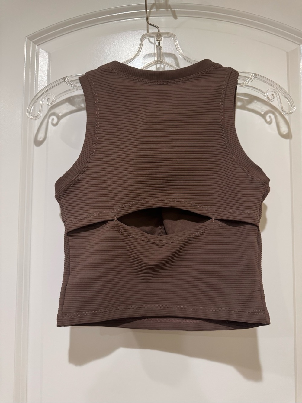 Ribbed Brown Cropped Tank Top - Picture 3 of 3